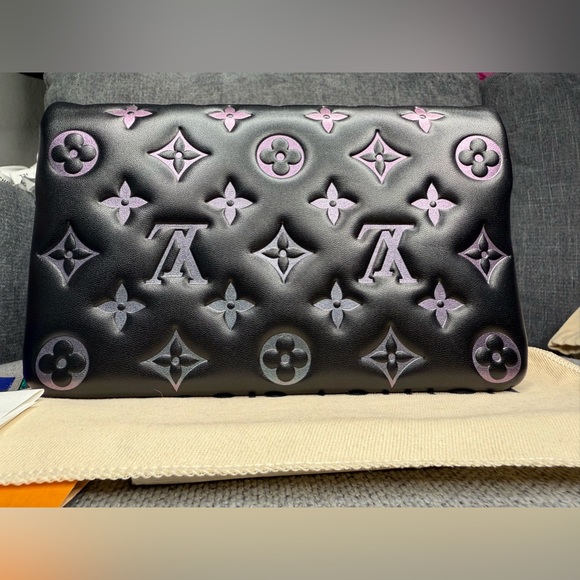 Louis Vuitton Coussin Pochette LV SKI collection Iridescent Hardware - Picture 13 of 17